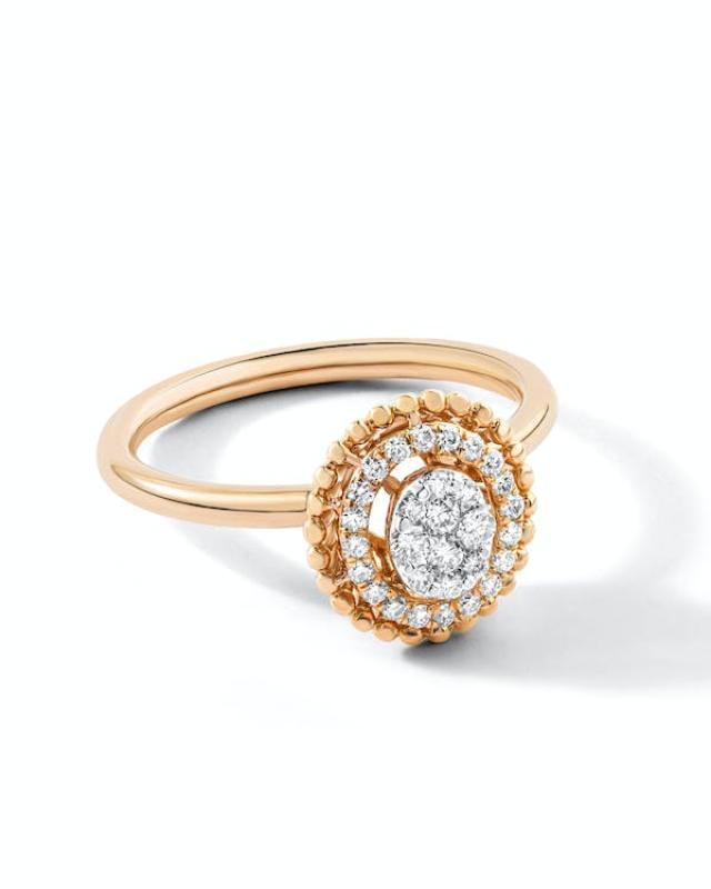 Zásnubný prsteň z bieleho zlata zdobený stovkami diamantov dvojriadkový
